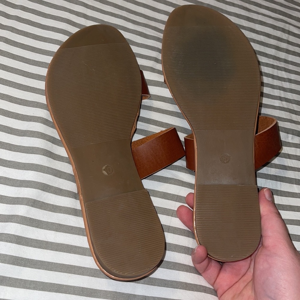 Sandals - Picture 2 of 2
